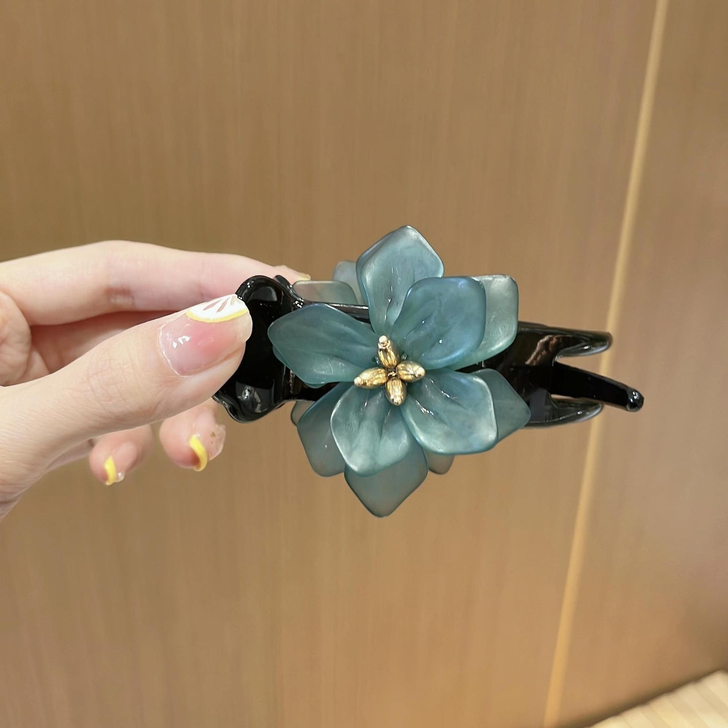 Maruko hairclip women's summer simple temperament, flower mesh, the back of the head, grab the clip pan hairpin
