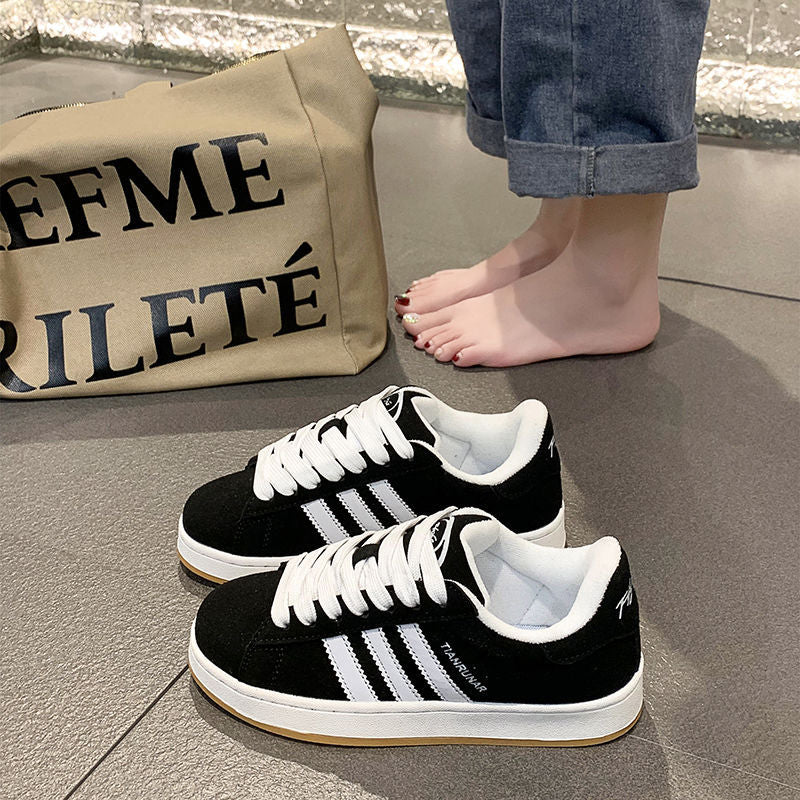 Popular little white shoes women's summer new niche platform soled versatile bread shoes flat sports board shoes ins trend