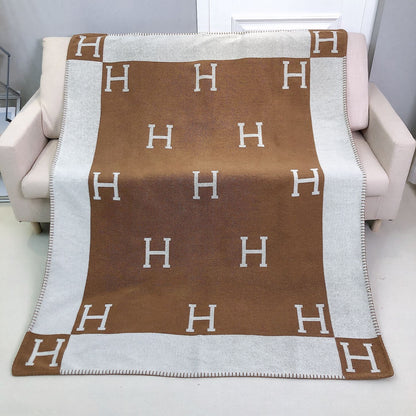letter H, blanket, nap, air-conditioned room, blanket, car camping, sofa, cashmere blanket