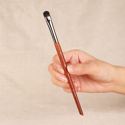 M family makeup brush, blended eyeshadow brush, loose powder, blush brush, highlighter nose shadow brush, eyebrow brush, concealer brush, Cangzhou eyeliner brush