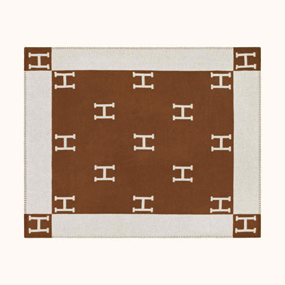 letter H, blanket, nap, air-conditioned room, blanket, car camping, sofa, cashmere blanket