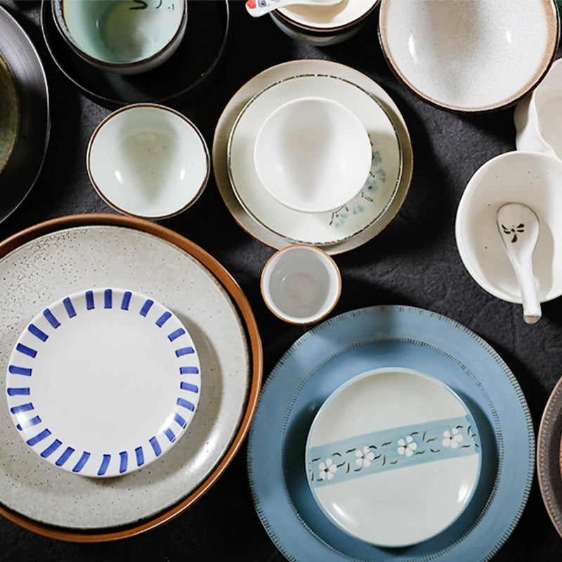A radish Japanese-style coarse ceramic rice bowl features retro creative dishes and cups slightly flawed tableware ice cream bowl