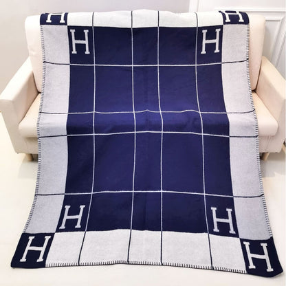letter H, blanket, nap, air-conditioned room, blanket, car camping, sofa, cashmere blanket