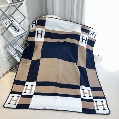 letter H, blanket, nap, air-conditioned room, blanket, car camping, sofa, cashmere blanket