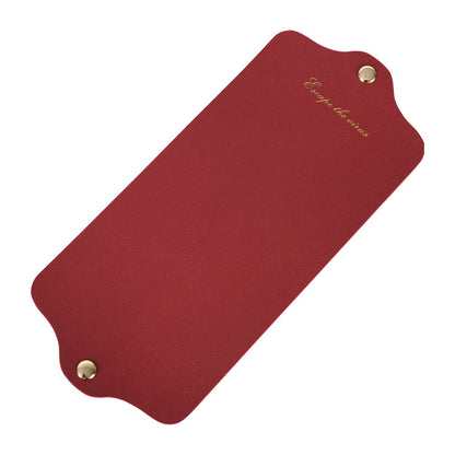Yueting mask storage folder Japanese style double-sided leather mask temporary storage folder can be folded small and fresh mask storage box