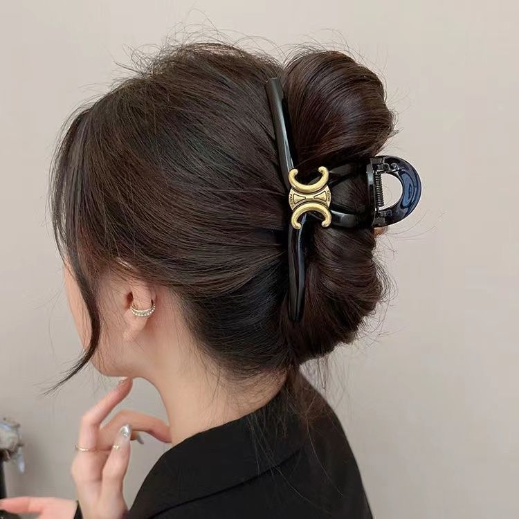 new spring and summer grab clip large shark clip is not loose sense of luxury, back of the head hair grip clip hair ornament women